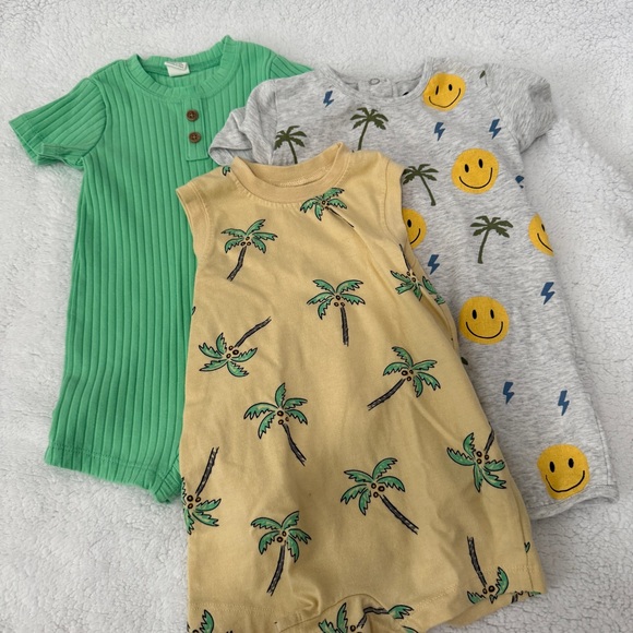 Other - 🌴 3-Pack 12M Baby Rompers | Palm Tree, Smiley Face & Green Ribbed